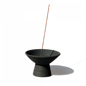 Ume Shibui Raw Black Incense Holder & Gold Dome