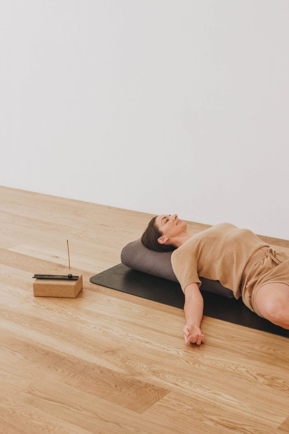 A moment of deep emotional stillness and release at Selph