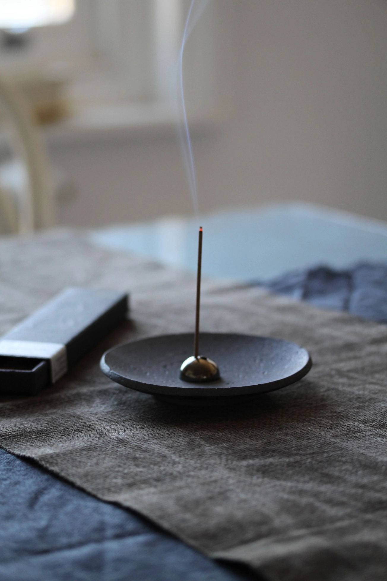 Ume Incense & Smudging Dish: Metallic Black Stoneware