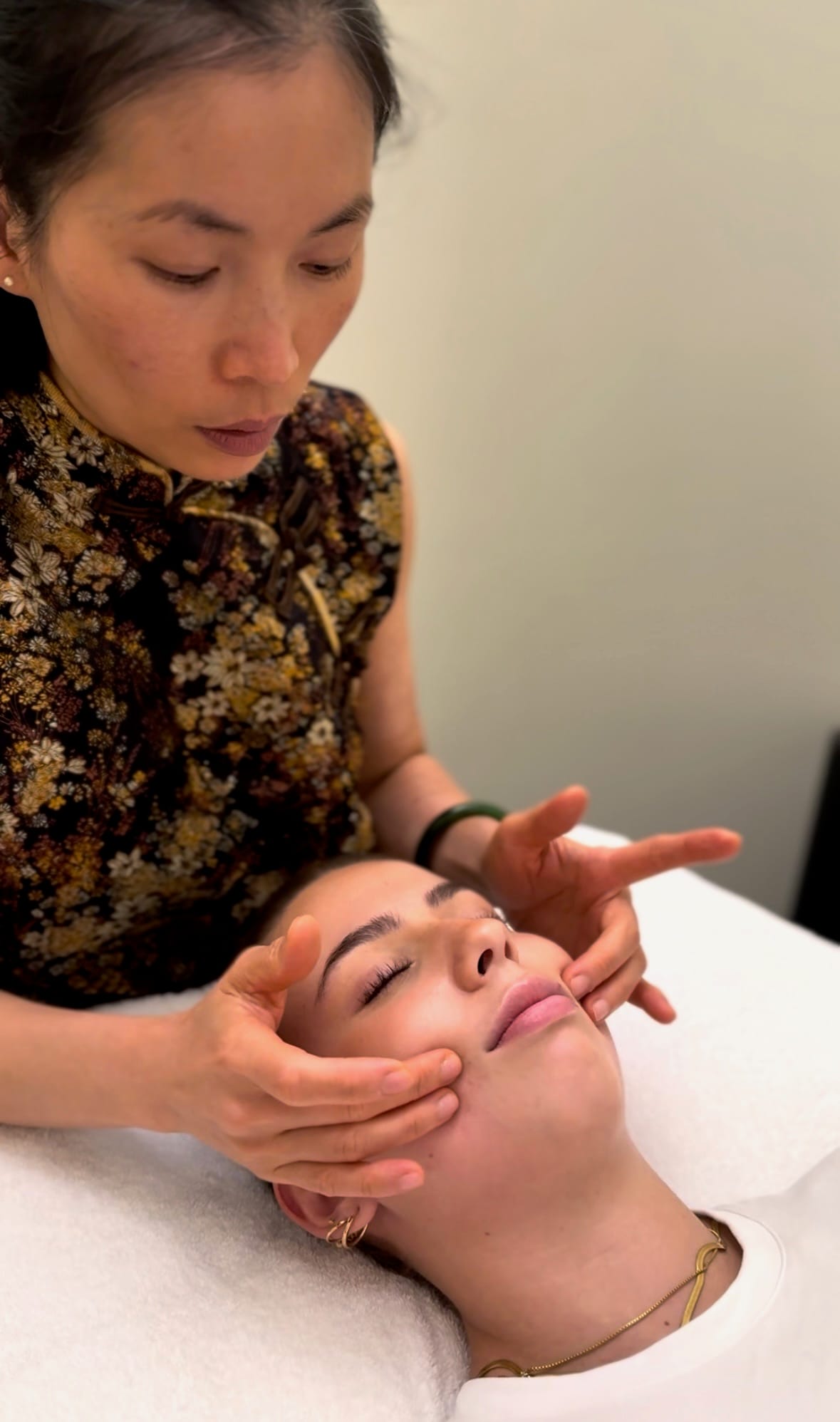 Acupuncture for jaw and facial pain at Selph